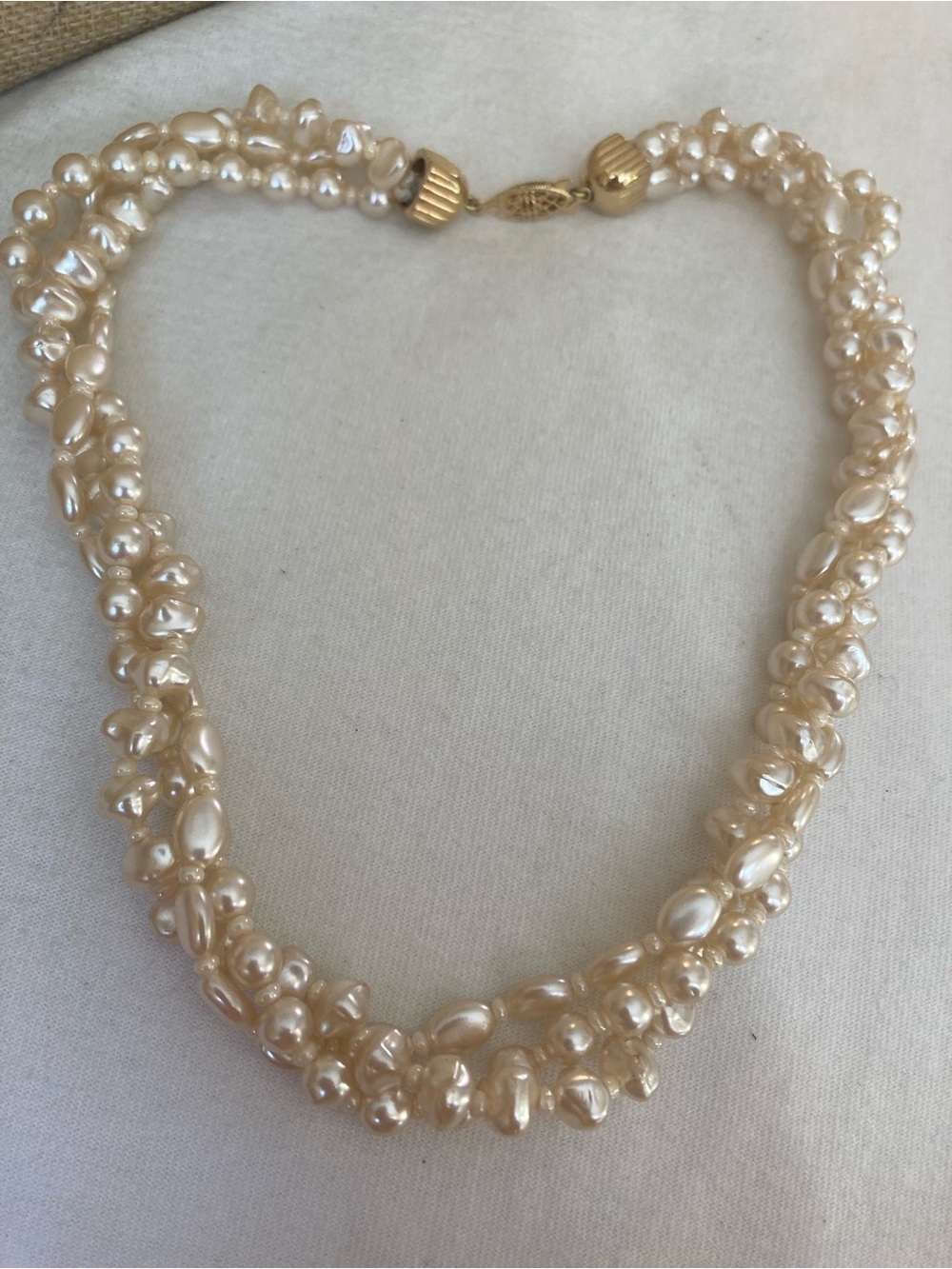 Twisted Vintage Faux Pearls Necklace